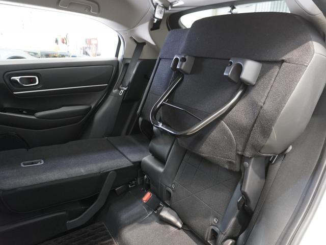 ヴェゼル ｅ：ＨＥＶＺ　コネクトナビ　前後ドラレコ　後方車両検知　シートヒーター　電動テールゲート　リアカメラ　ＥＴＣ２．０　渋滞追従　ＬＥＤオートライト＆フォグ　前後障害物センサー　ブルートゥース　ワンオーナー（72枚目）