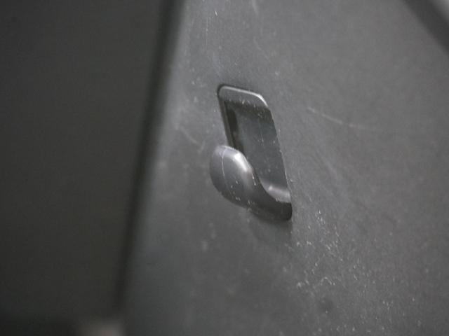 ルーミー カスタムＧ　７型純正ナビ　フルセグ　ＣＤ録音機能　純正ドライブレコーダー　衝突回避支援ブレーキ（スマートアシストＩＩＩ　誤発信抑制機能（前後）ＬＥＤヘッドライト　オートハイトビーム（40枚目）