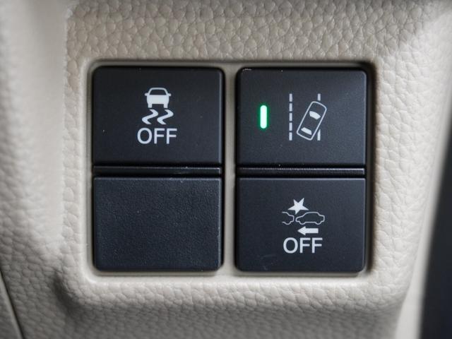 ���u�r�`��������h�~���u����������Ă��܂��B�R�[�i�[�����O���̉����ׂ��}����@�\�ƁA�ԗ��̋}���ȋ����ω���}����@�\�ŁA���肵�����s���������Ă��܂��B�^�]�Ɉ��S�Ƃ�Ƃ肪�o���܂��B