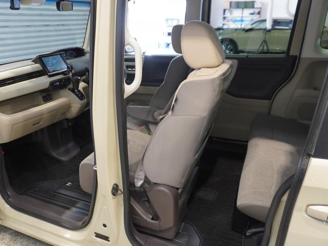 Ｎ－ＢＯＸ Ｇ・ＥＸターボホンダセンシング　ツートンカラー　純正ナビ　ドラレコ　リアカメラ　両側電動スライドドア　助手席スーパースライドシート　ＥＴＣ　ＬＥＤオートライト　オートハイビーム　衝突軽減ブレーキ　パドルシフト　革巻ハンドル（64枚目）