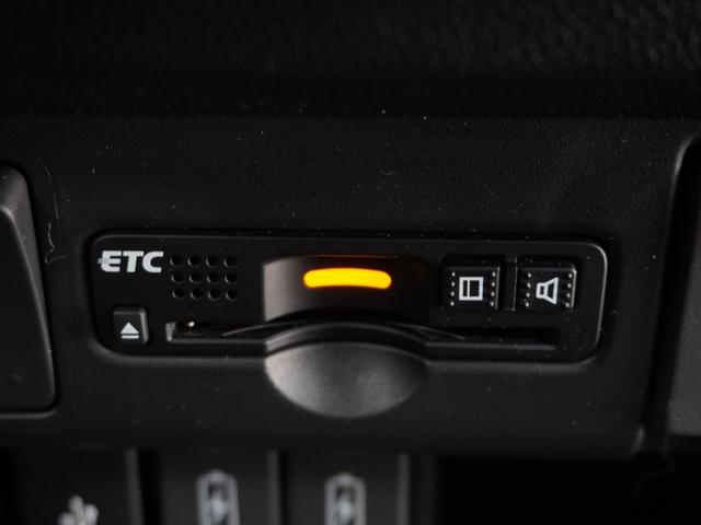 Ｎ－ＷＧＮカスタム ＧＳＳブラックスタイルパッケージ　純正ナビ　シートヒーター　ＨＩＤオートライト　リアカメラ　ＥＴＣ　低速域衝突軽減ブレーキ　ブルートゥース　革巻きハンドル　サイド＆カーテンエアバッグ　フォグライト　１４インチアルミ　ワンオーナー（4枚目）