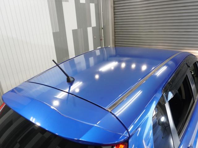 フィットハイブリッド Ｆパッケージ　純正ナビ　ＥＴＣ　リアカメラ　ブルートゥース　ワンセグＴＶ　電動格納ドアミラー　プライバシーガラス　アームレストコンソール　オートエアコン　スマートキー２個　ワンオーナー（31枚目）