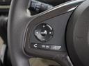 ◆オーディオリモコンスイッチ◆ハンドルにスイッチが装備されてます。視点をそらすことなく、ボリューム調整・オーディオソース切替・選曲が出来ます。安全運転しながら操作が可能になりました。