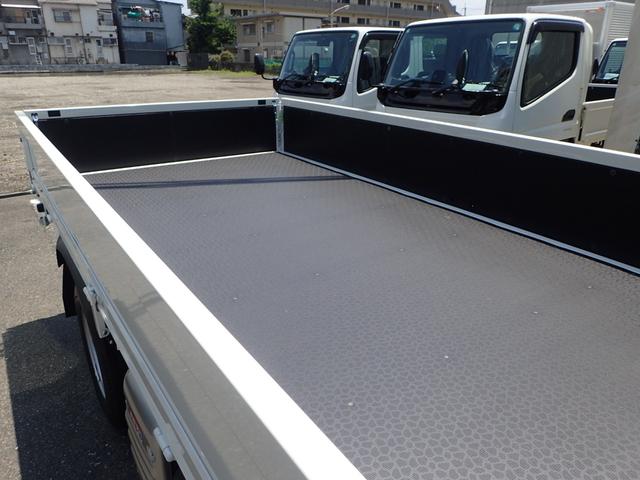 デュトロ 　２ｔ　標準１０尺　平ボディ　ＭＴ　安全装置（5枚目）