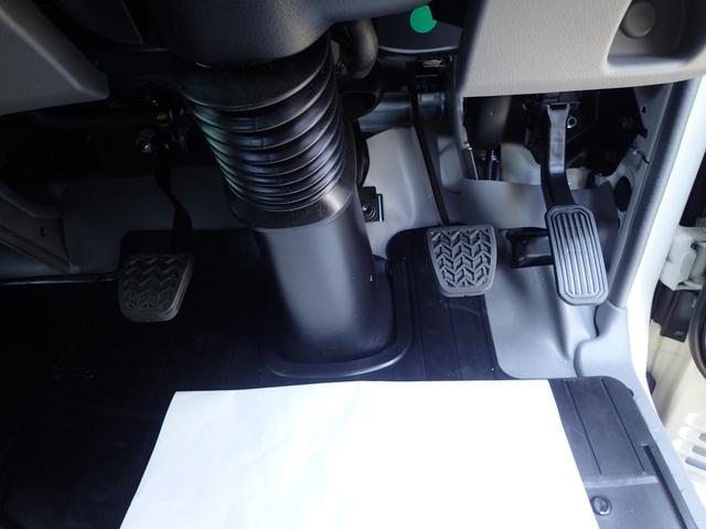 デュトロ 　２ｔ　標準１０尺　平ボディ　ＭＴ　安全装置（22枚目）