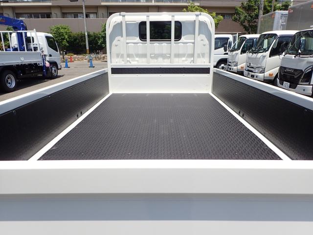 デュトロ 　２ｔ標準１０尺　平ボディ　ＭＴ　安全装置（6枚目）