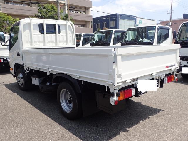 デュトロ 　２ｔ　標準１０尺　平ボディ　ＭＴ　安全装置（3枚目）