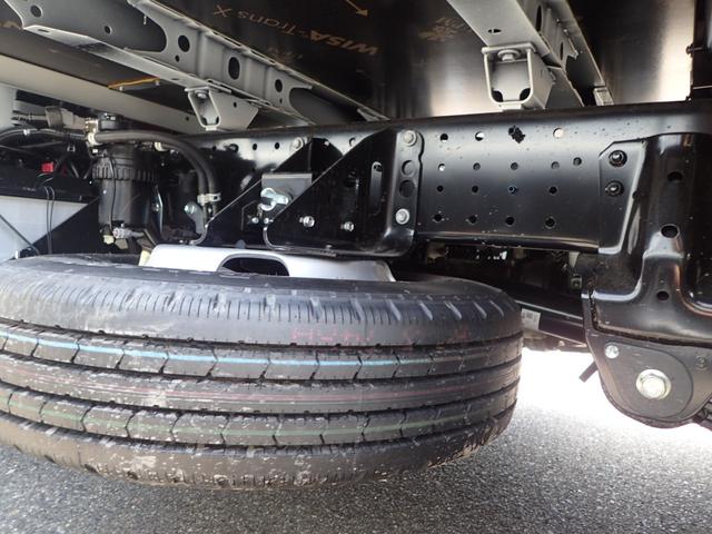 デュトロ 　２ｔ　標準１０尺　平ボディ　ＭＴ　安全装置（10枚目）