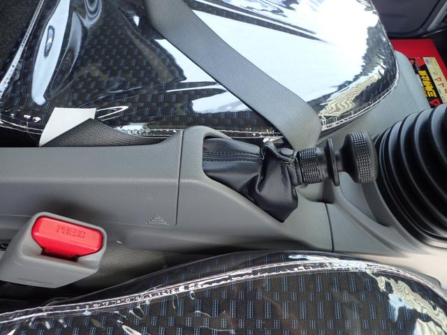 デュトロ 　２ｔ　標準１０尺　平ボディ　ＭＴ　安全装置（15枚目）