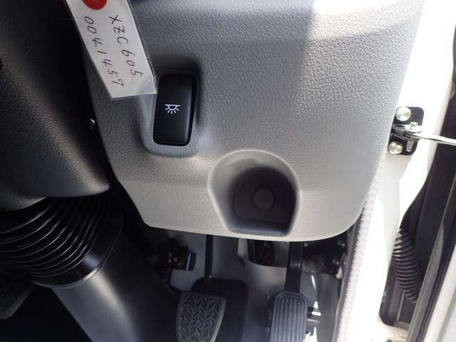 デュトロ 　２ｔ　標準１０尺　平ボディ　ＭＴ　安全装置（21枚目）