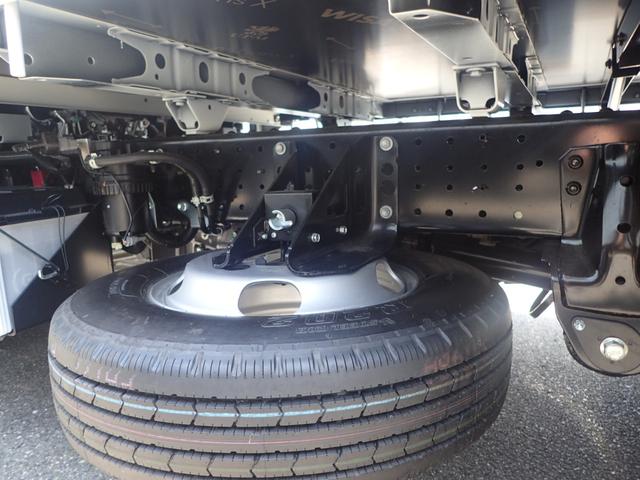 デュトロ 　２ｔ　標準１０尺　平ボディ　ＭＴ　安全装置（8枚目）