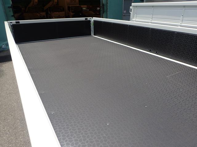 デュトロ 　２ｔ　標準１０尺　平ボディ　ＭＴ　安全装置（5枚目）