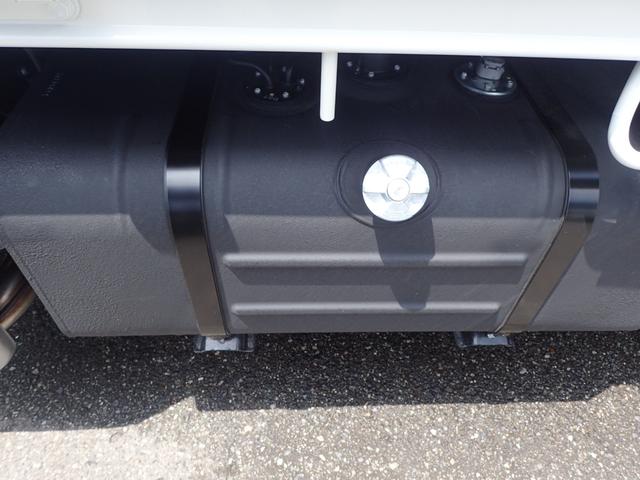 デュトロ 　２ｔ　標準１０尺　平ボディ　ＭＴ　安全装置（8枚目）