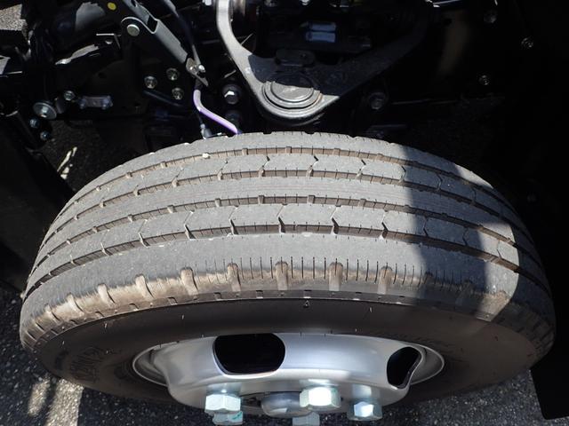 デュトロ 　２ｔ　標準１０尺　平ボディ　ＭＴ　安全装置（25枚目）