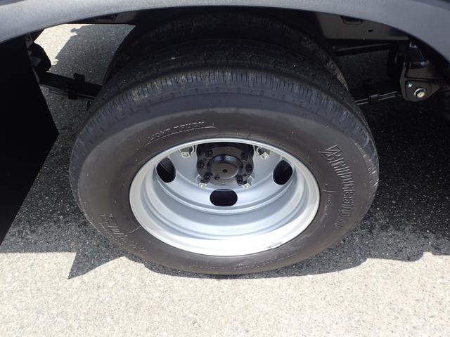 デュトロ 　２ｔ　標準１０尺　平ボディ　ＭＴ　安全装置（28枚目）