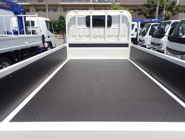 デュトロ 　デュトロ　２ｔ　標準１０尺　平ボディ　ＭＴ　安全装置（4枚目）