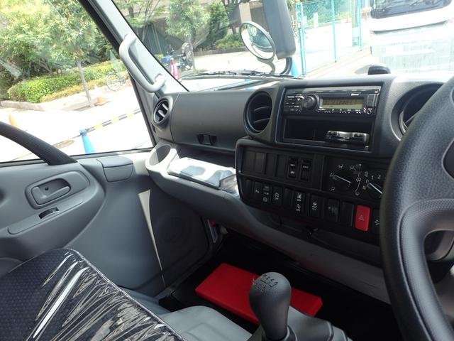 デュトロ 　２ｔ　標準１０尺　アルミバン　ＭＴ（12枚目）