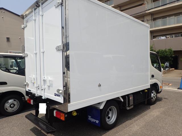 デュトロ 　２ｔ　標準１０尺　冷蔵冷凍車　ＭＴ（4枚目）