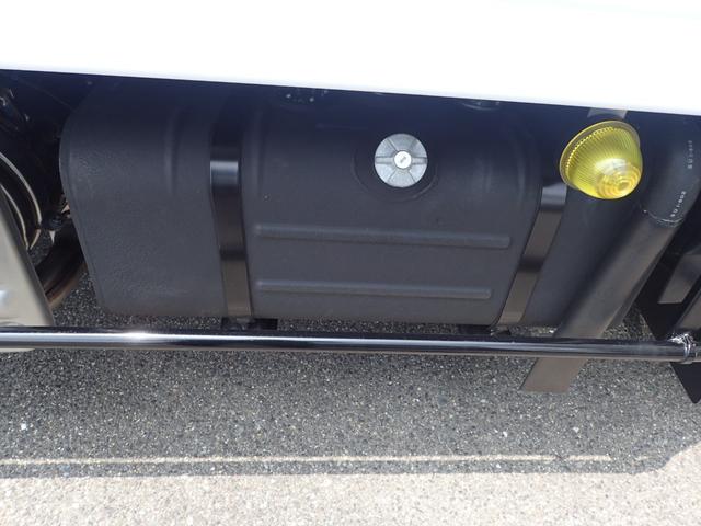 デュトロ 　２ｔ　標準１０尺　冷蔵冷凍車　ＭＴ（9枚目）