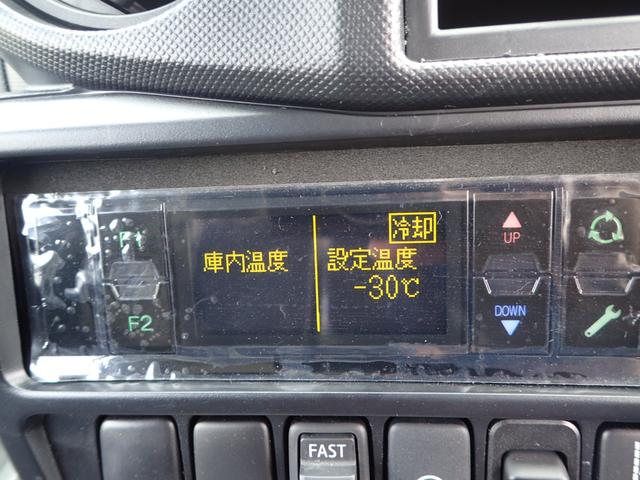デュトロ 　２ｔ　標準１０尺　冷蔵冷凍車　ＭＴ（25枚目）