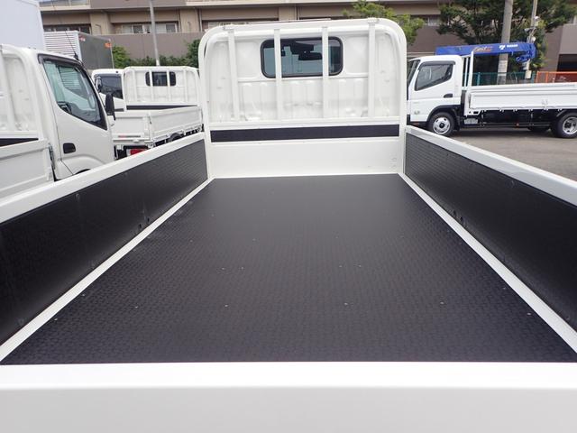 デュトロ 　２ｔ　標準１０尺　平ボディ　ＭＴ　安全装置（6枚目）