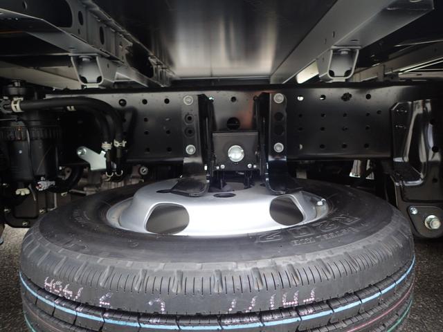 デュトロ 　２ｔ　標準１０尺　平ボディ　ＭＴ　安全装置（10枚目）