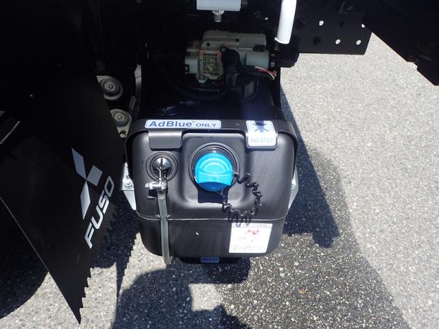 キャンター  フル液晶メーター ダブルキャブ 平ボディ AT(8枚目)