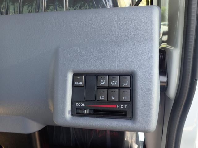 キャンター  フル液晶メーター ダブルキャブ 平ボディ AT(20枚目)