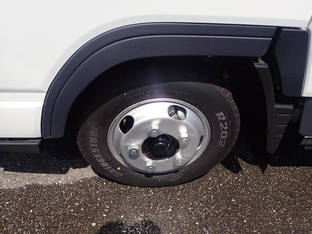 キャンター  フル液晶メーター ダブルキャブ 平ボディ AT(24枚目)