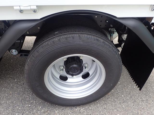 キャンター 　フル液晶メーター　ダブルキャブ　平ボディ　ＭＴ（23枚目）