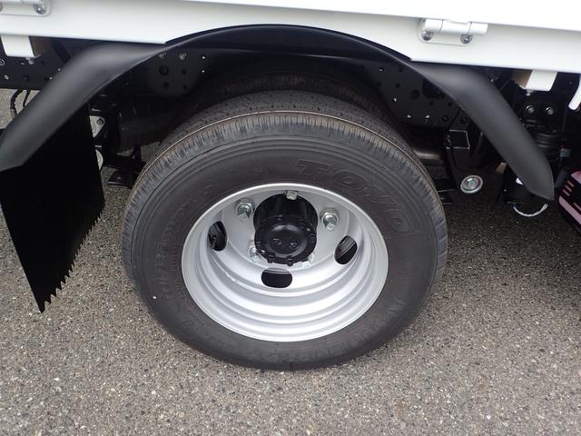 キャンター 　フル液晶メーター　ダブルキャブ　平ボディ　ＭＴ（24枚目）