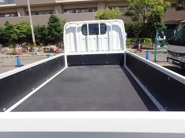 キャンター 　フル液晶メーター　２ｔ　標準１０尺　平ボディ　ＭＴ（5枚目）