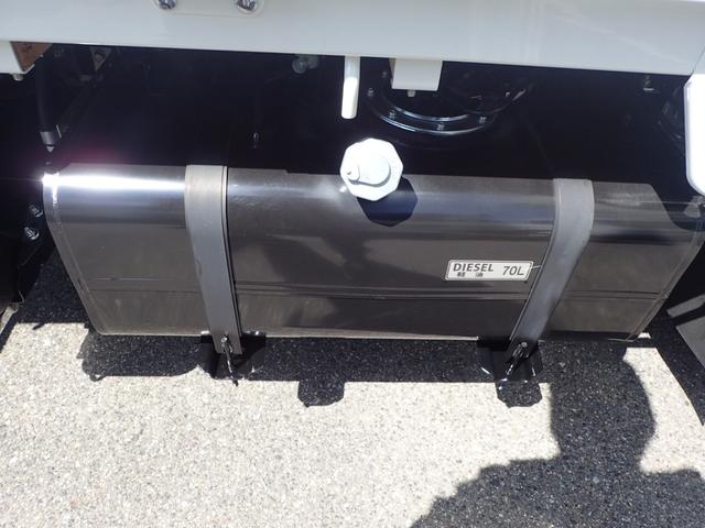 キャンター 　フル液晶メーター　２ｔ　標準１０尺　平ボディ　ＭＴ（7枚目）