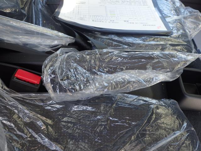 キャンター 　フル液晶メーター　２ｔ　標準１０尺　平ボディ　ＭＴ（15枚目）