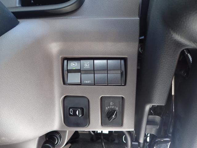 キャンター 　フル液晶メーター　２ｔ　標準１０尺　平ボディ　ＭＴ（18枚目）