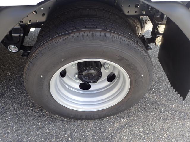 キャンター 　フル液晶メーター　２ｔ　標準１０尺　平ボディ　ＭＴ（26枚目）