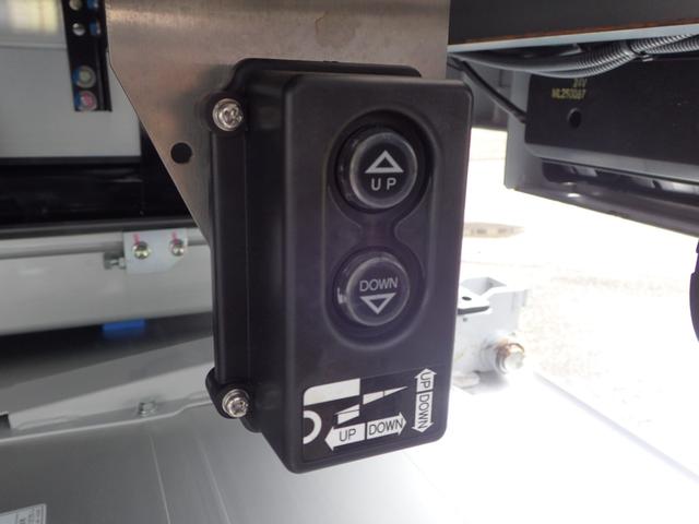 ファイター 　冷蔵冷凍車　エアサス　格納ＰＧ（13枚目）