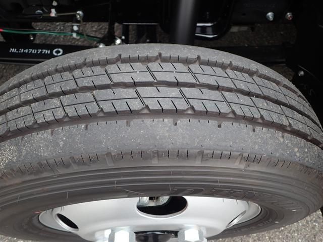 キャンター 　フル液晶メーター　ワイドロング　アルミバン　跳ね上げＰＧ付　ＭＴ（30枚目）