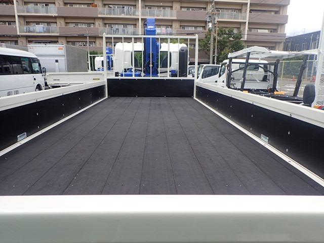 ヒノレンジャー 　増トン　７．７ｔ　タダノ製　４段クレーン　６ＭＴ（4枚目）