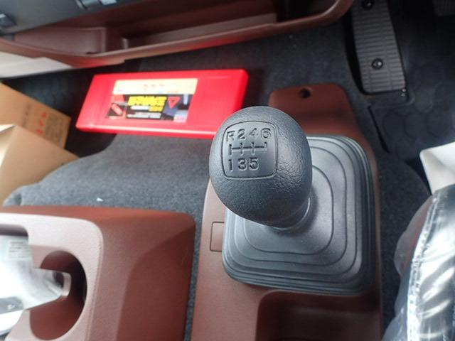 ヒノレンジャー 　増トン　７．７ｔ　タダノ製　４段クレーン　６ＭＴ（18枚目）