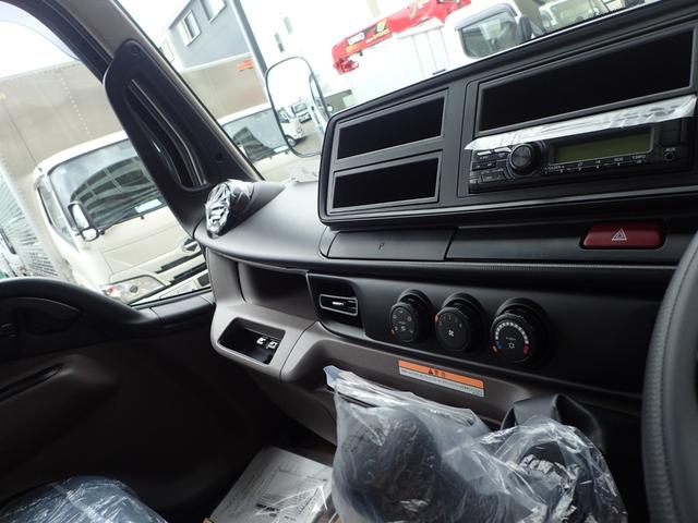 キャンター 　液晶メーター　３ｔ　標準ロング　タダノ製　４段クレーン　ＭＴ（19枚目）