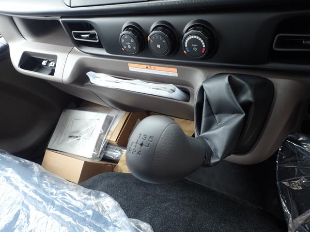 キャンター 　液晶メーター　３ｔ　標準ロング　タダノ製　４段クレーン　ＭＴ（21枚目）