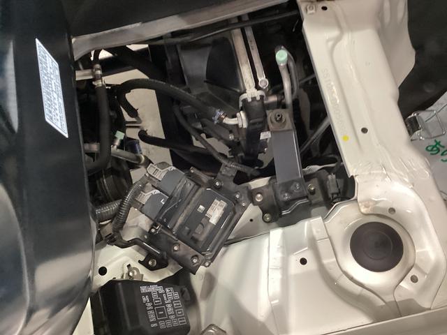 ハイゼットトラック ＥＸＴ　４ＷＤ　ＡＴ　キーレス　マット　バイザー　荷台作業灯　社外前後ドラレコ　社外アルミ（32枚目）