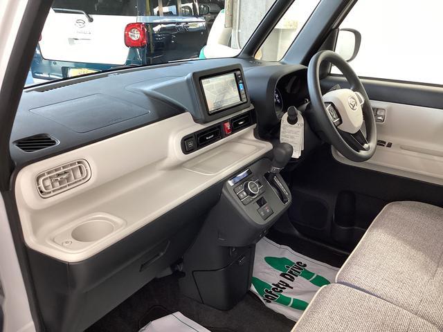 ムーヴキャンバス ストライプスＧ　衝突被害軽減ブレーキ　横滑り防止装置　オートマチックハイビーム　アイドリングストップ　ステアリングスイッチ　オートライト　キーフリーシステム　オートエアコン　ナビ　ドラレコ　ＥＴＣ　マット（13枚目）