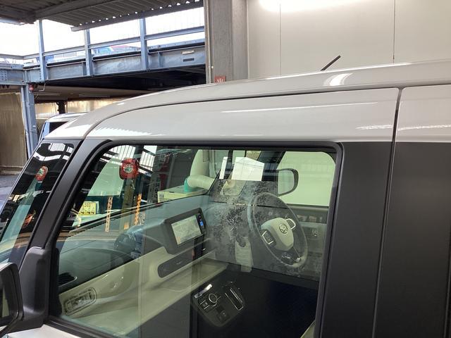 ムーヴキャンバス ストライプスＧ　衝突被害軽減ブレーキ　横滑り防止装置　オートマチックハイビーム　アイドリングストップ　ステアリングスイッチ　オートライト　キーフリーシステム　オートエアコン　ナビ　ドラレコ　ＥＴＣ　マット（24枚目）