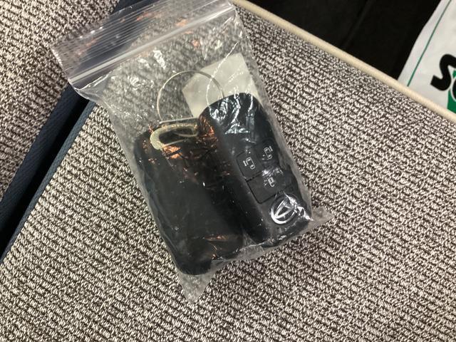 ムーヴキャンバス ストライプスＧ　衝突被害軽減ブレーキ　横滑り防止装置　オートマチックハイビーム　アイドリングストップ　ステアリングスイッチ　オートライト　キーフリーシステム　オートエアコン　ナビ　ドラレコ　ＥＴＣ　マット（35枚目）