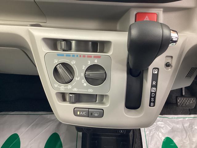 ミライース Ｘ　リミテッドＳＡＩＩＩ　衝突被害軽減ブレーキ　横滑り防止装置　オートハイビーム　アイドリングストップ　オートライト　キーレス　エアコン　ナビ　バックカメラ　マット　バイザー（11枚目）