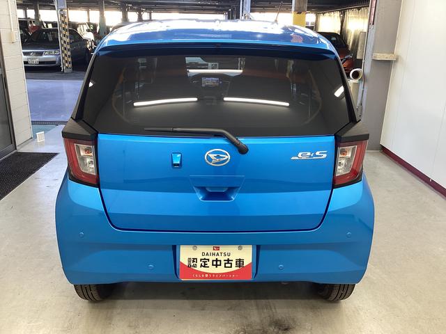 ミライース Ｇ　ＳＡＩＩＩ　衝突被害軽減ブレーキ　横滑り防止装置　オートハイビーム　アイドリングストップ　オートライト　キーフリーシステム　オートエアコン　ナビ　バックカメラ　ドラレコ　マット（3枚目）
