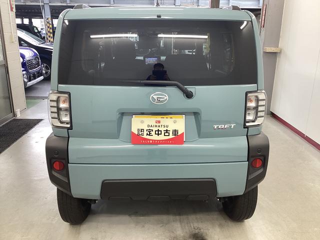タフト Ｇターボ　衝突被害軽減ブレーキ　横滑り防止装置　４ＷＤ　オートハイビーム　アイドリングストップ　ステアリングスイッチ　オートライト　キーフリー　オートエアコン　ナビ　ドラレコ　パノラマカメラ　ＥＴＣ　マット（3枚目）