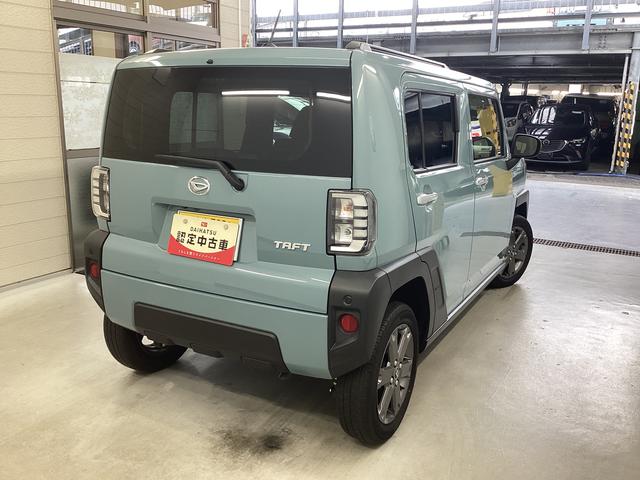 タフト Ｇターボ　衝突被害軽減ブレーキ　横滑り防止装置　４ＷＤ　オートハイビーム　アイドリングストップ　ステアリングスイッチ　オートライト　キーフリー　オートエアコン　ナビ　ドラレコ　パノラマカメラ　ＥＴＣ　マット（8枚目）